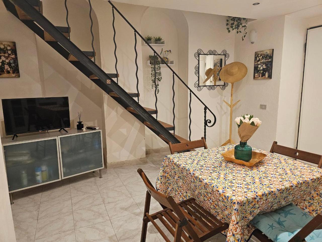 La Maison Bouganville Salerno Exteriör bild