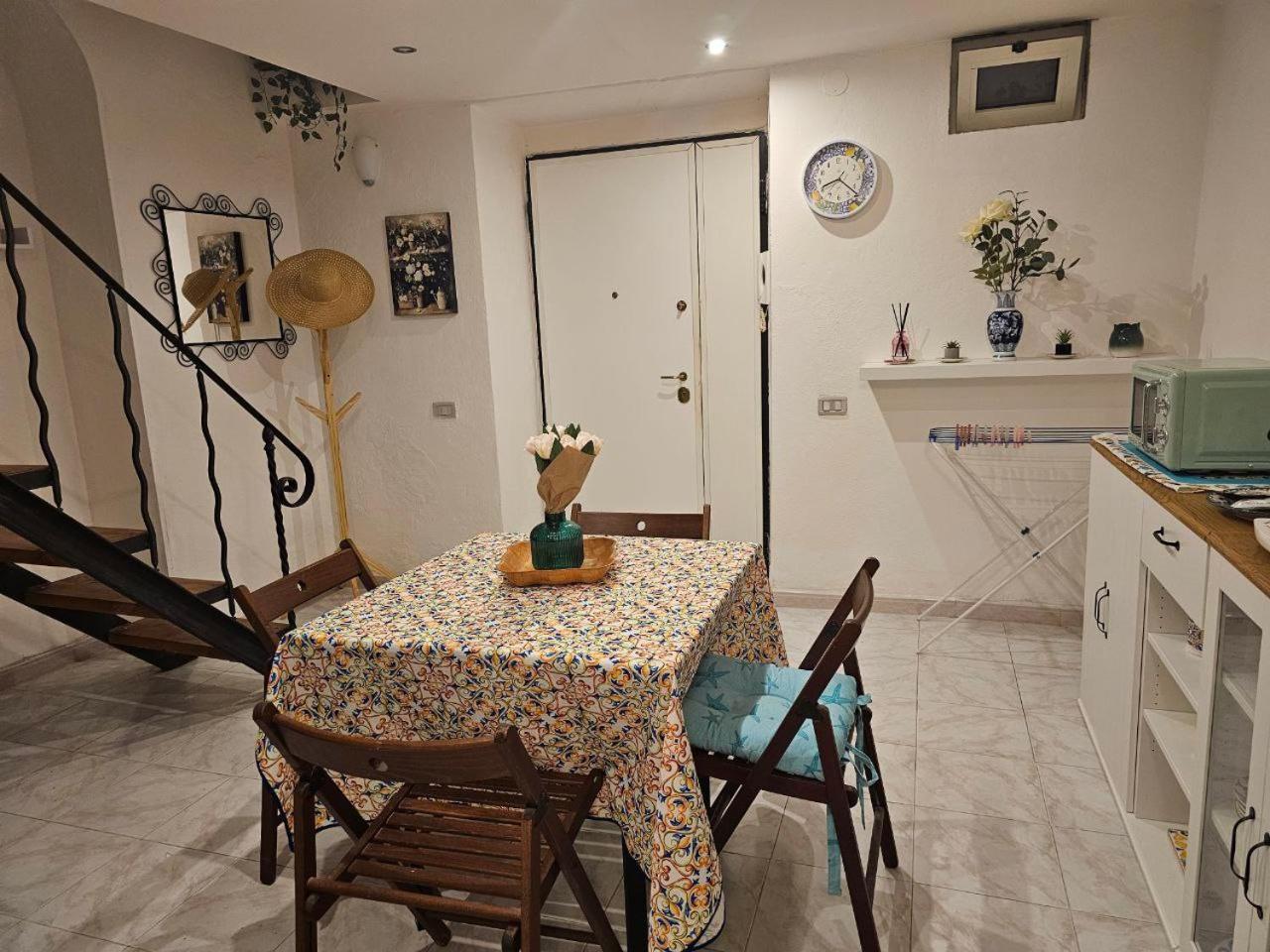 La Maison Bouganville Salerno Exteriör bild